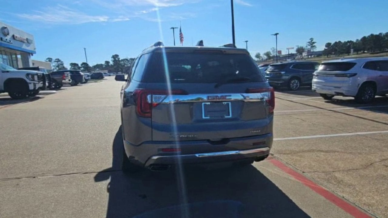 2021 GMC Acadia Denali