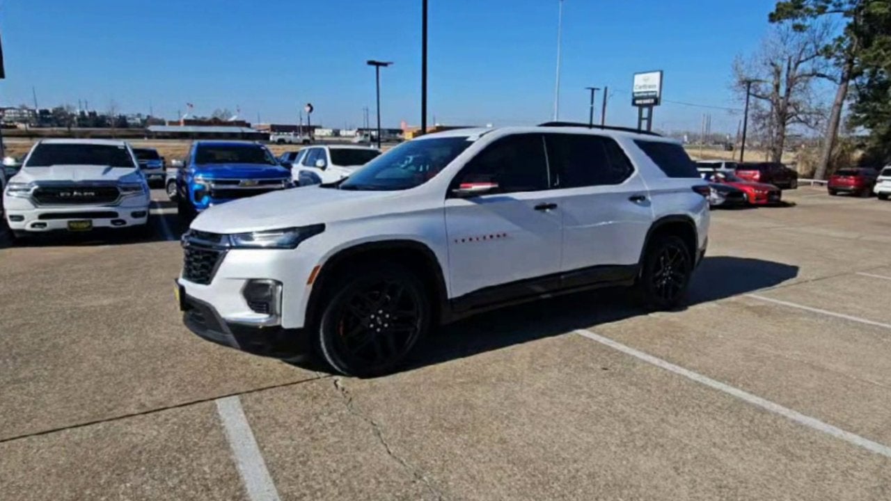 2023 Chevrolet Traverse Premier