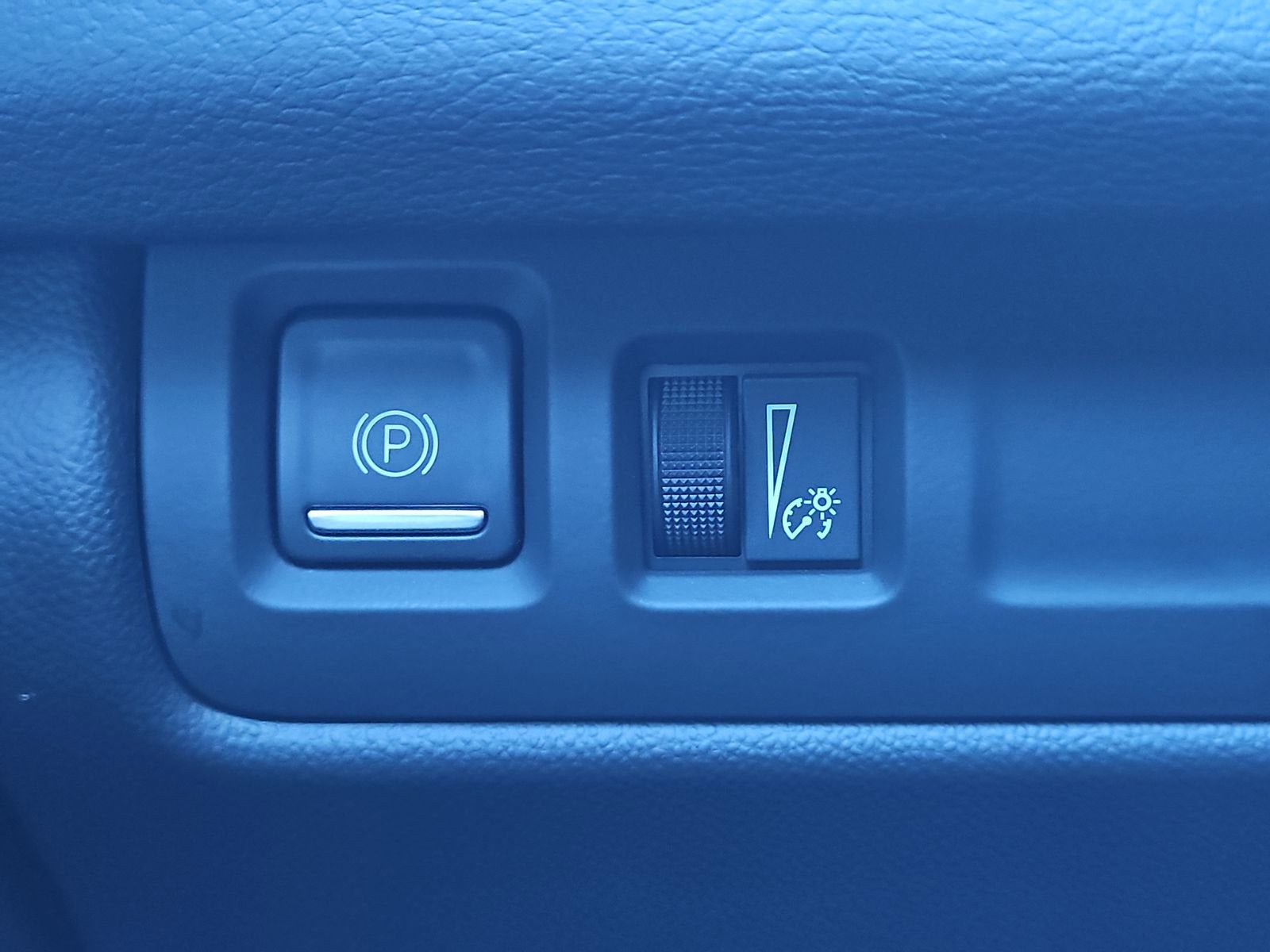 2025 Cadillac XT4 Sport