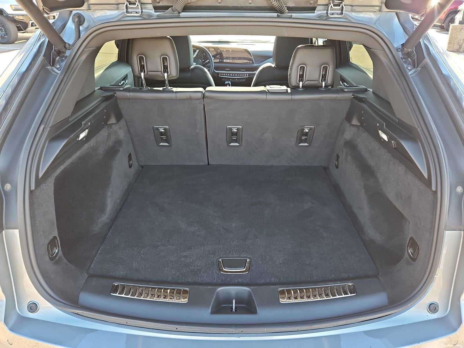 2025 Cadillac XT4 Sport