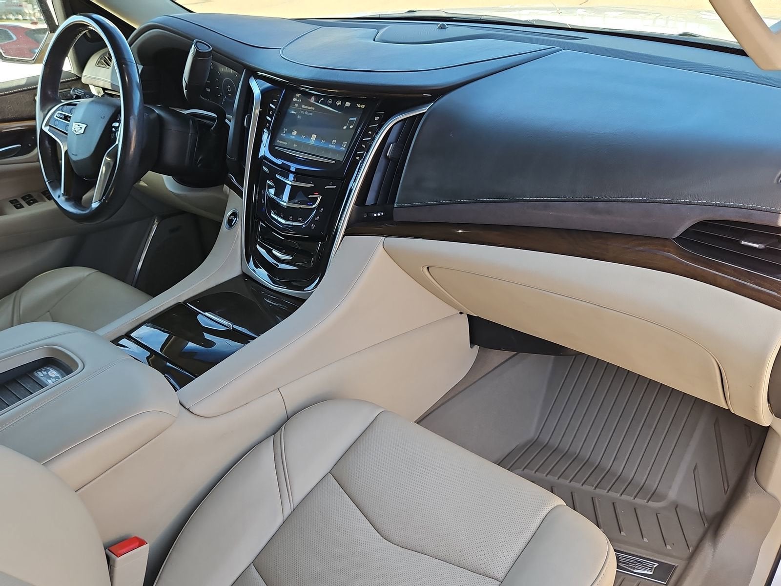 2019 Cadillac Escalade Premium Luxury