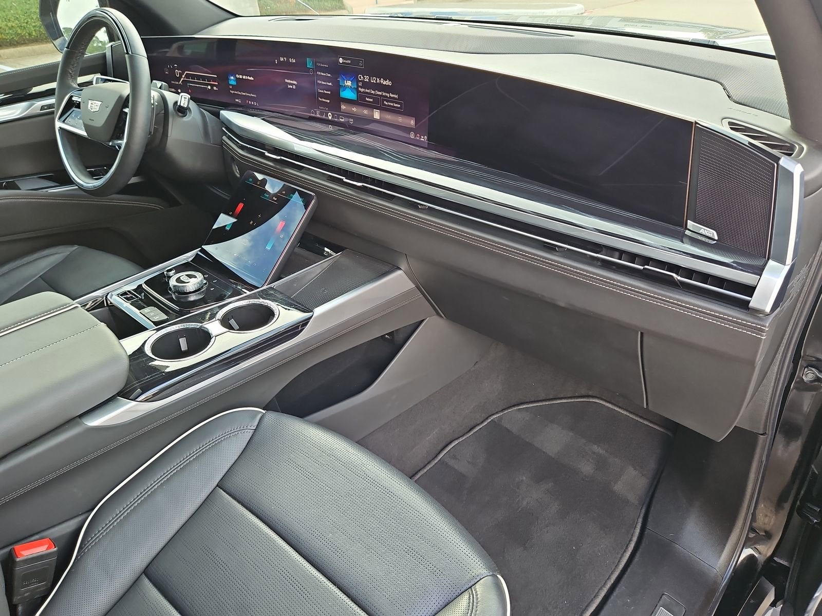 2025 Cadillac Escalade ESV Sport - Photo 28