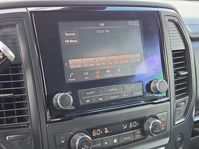 2024 Nissan TITAN Crew Cab SV 4x2