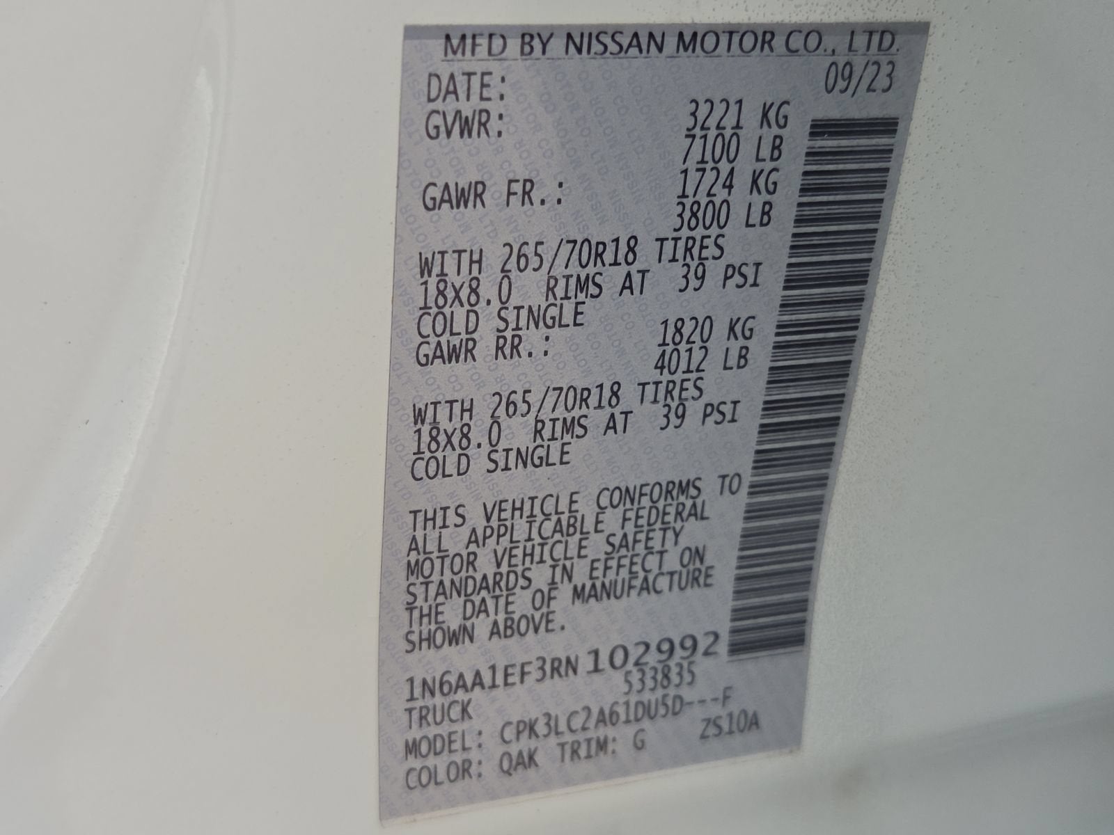 2024 Nissan TITAN Crew Cab SV 4x2