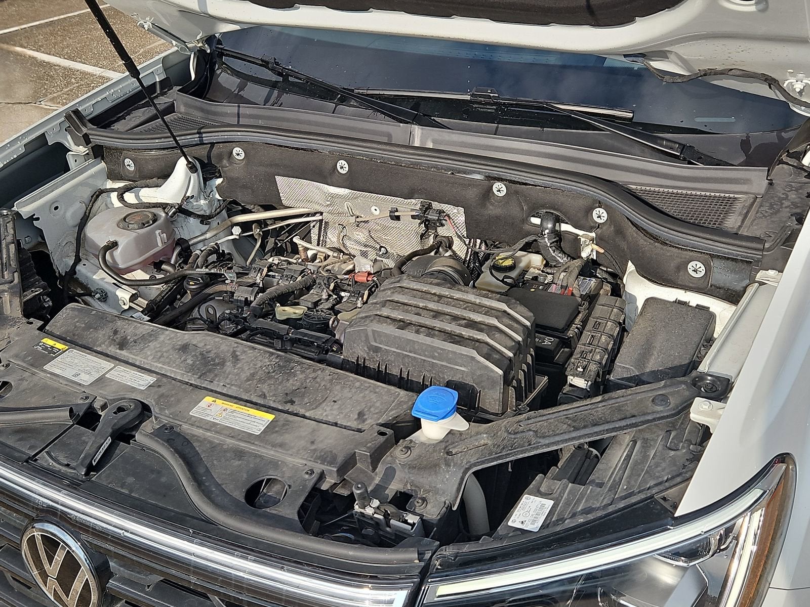 2025 Volkswagen Atlas 2.0T SEL Premium R-Line