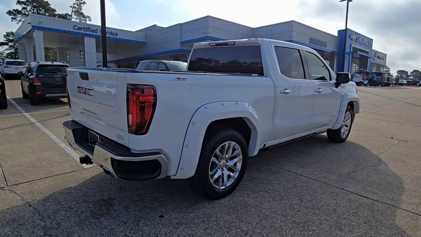2022 GMC Sierra 1500 Limited SLT