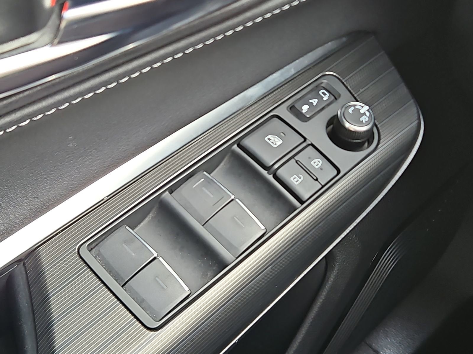 2022 Toyota Venza LE