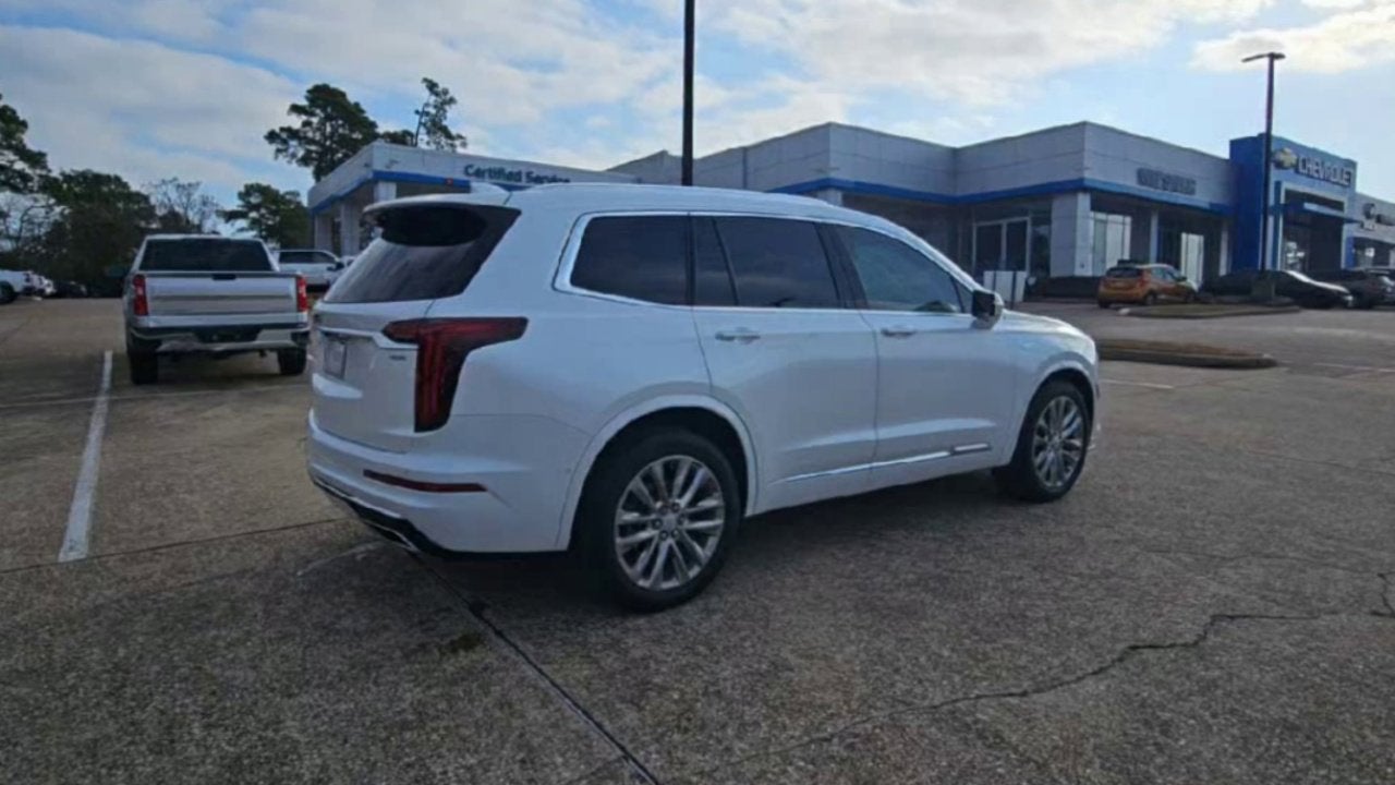 2024 Cadillac XT6 Premium Luxury