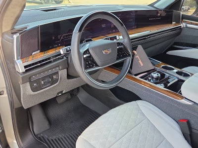 2025 Cadillac Escalade Sport Platinum