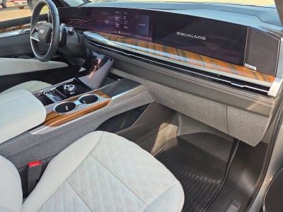 2025 Cadillac Escalade Sport Platinum